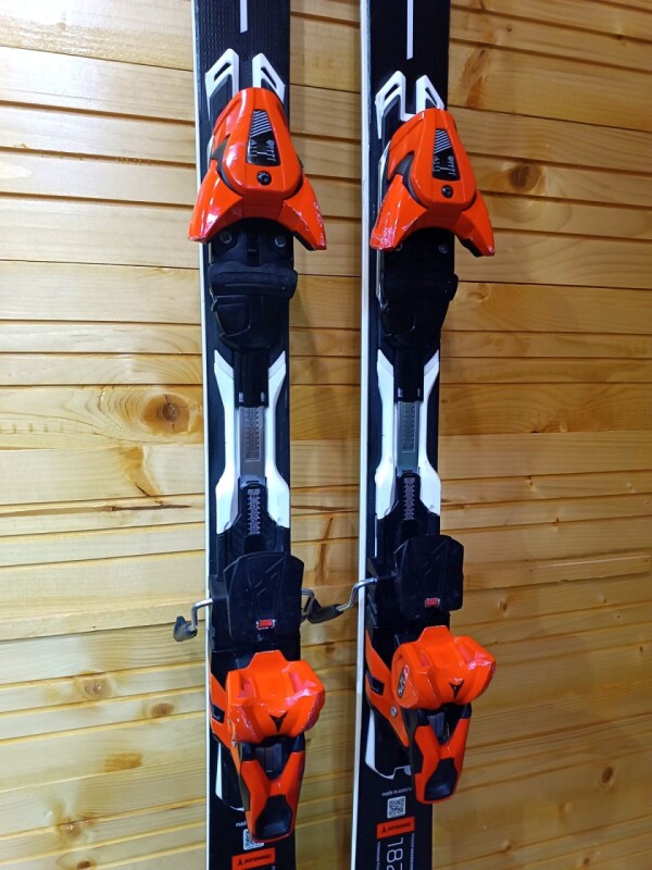 LYŽE ATOMIC REDSTER G7 182CM